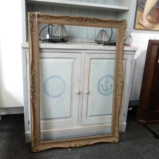 LG EMPTY ART FRAME 770x1080mm