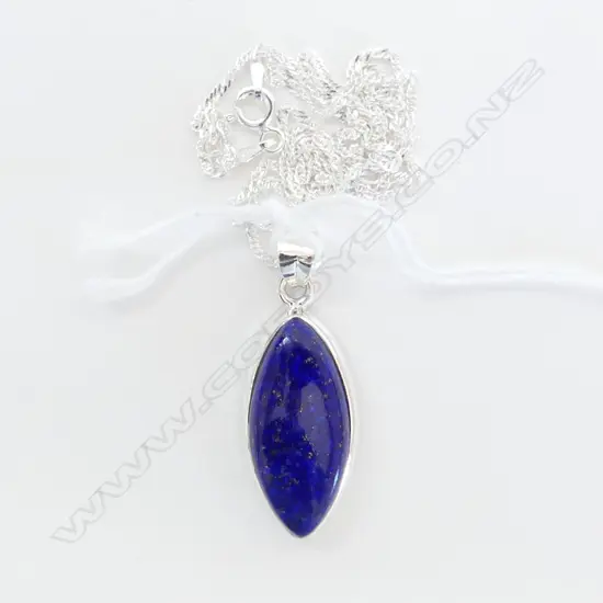 STG & LAPIS PENDANT WITH CHAIN