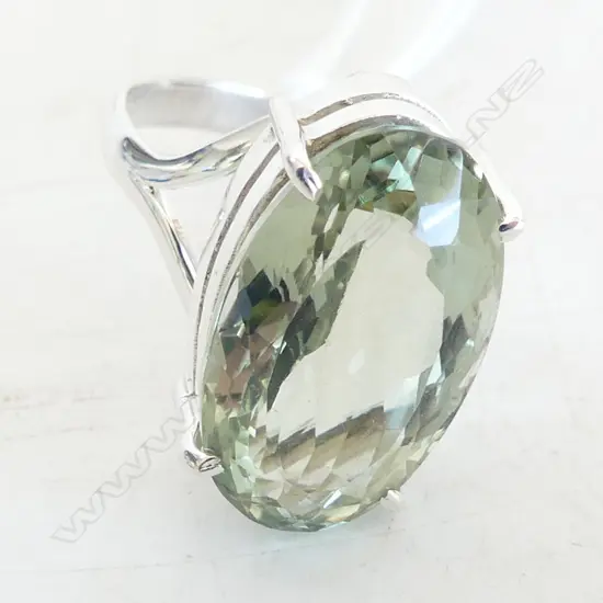 STG & GREEN AMETHYST RING