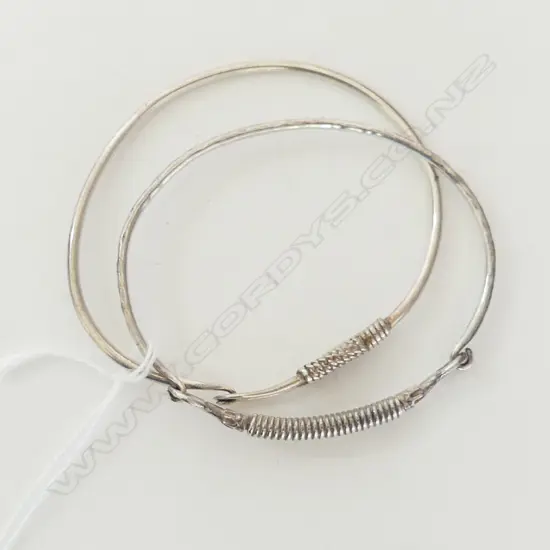 2 STG SILVER BANGLES 30GM