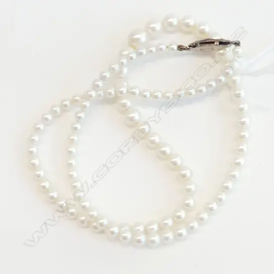 STRING OF CULTURED PEARLS