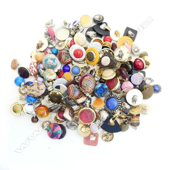 BAG ASST. CLIP ON EARRINGS