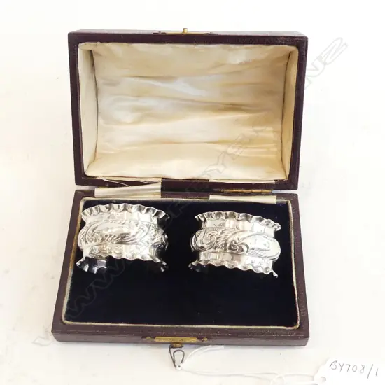 PAIR OF STG SILVER FANCY NAPKIN RINGS IN CASE BIRMINGHAM 1907