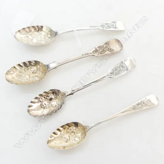 4 ANTIQUE STG SILVER TEA SPOONS 79 GM