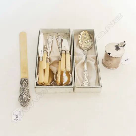 STG & IVORY PAGE TURNER L.305mm + 6 PCES STG CUTLERY (2 FORKS, 4 KNIVES) + BOXED EP FRUIT SPOON & PR SALAD SERVERS + POT