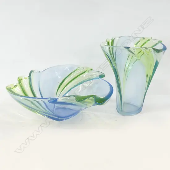 2 ART GLASS BOWLS 315mm dia / H.240mm