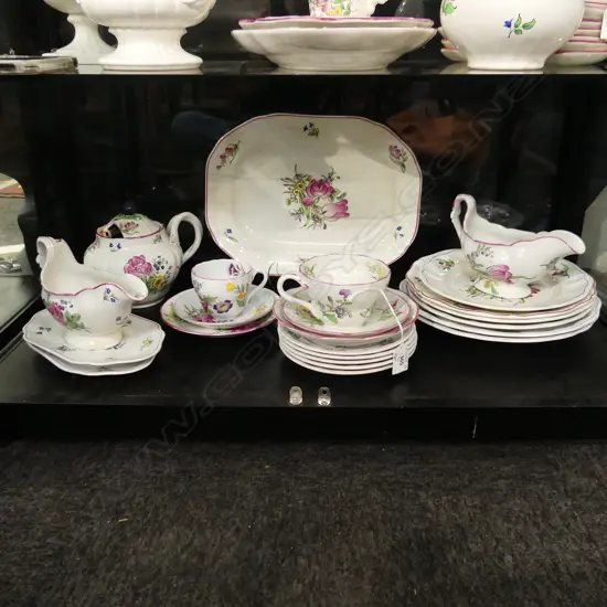 25 PC COLLECTION ENGLISH SPODE & COPELAND w ROSE MOTIF, (1 gravy boat, teapot & serving plate damaged) 