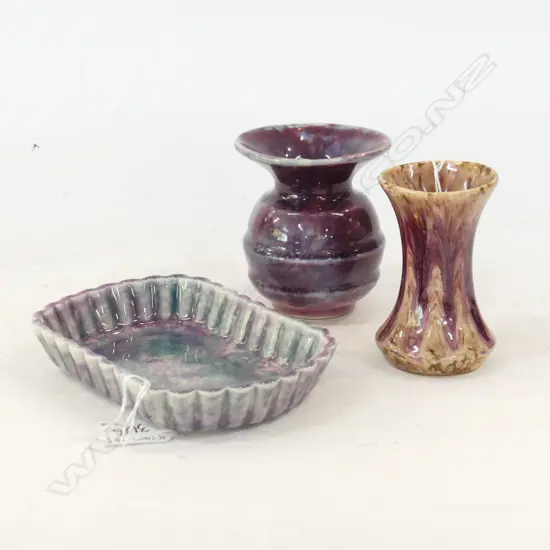 3PCS 1940S C/LYNN 2 VASES & MAUVE DISH DIA.150mm