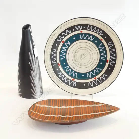 3 PCS, 2 MID CENTURY GERMAN DISHES (lrg, Dia.270mm) & SWEDISH 'SOHOLM' DANISH VASE, BRN/WHT, H.260mm