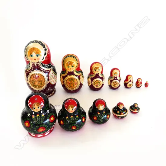 2 RUSSIAN MATRYOSHKA DOLLS H.190mm