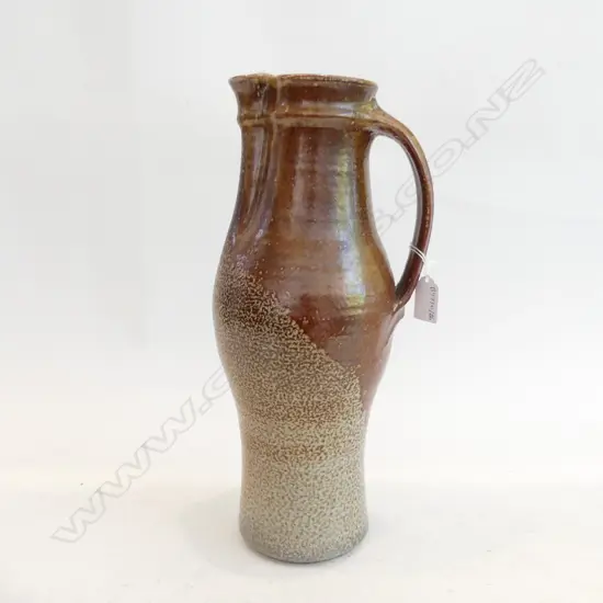 LARGE SALT GLAZED JAN BELL JUG H 370 MM