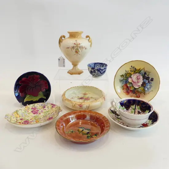 COLLECTION OF 19TH & 20THc ENGLISH CHINA INCLDS, MOORCROFT, WORCESTER & CROWN DEVON