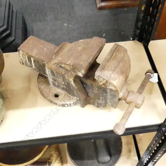 LG VINTAGE METAL VICE L.350m