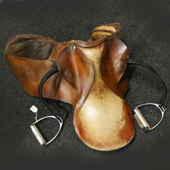 17 INCH HORSE SADDLE