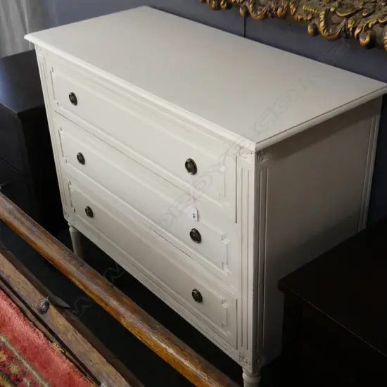 FRENCH STYLE WHITE PAINTED CHEST OF DRAWERS 900x400x850mm