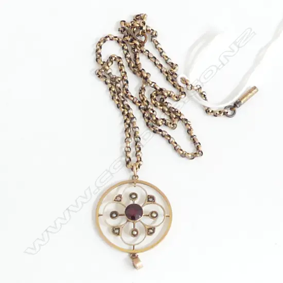 EDWARDIAN 9ct SEED PEARL GARNET PENDANT ON 9ct CHAIN clasp a.f 6.58gms