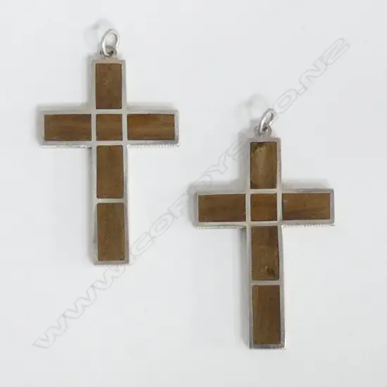 2 x RUSSELL MURPHY SILVER & LIGNUM VITAE CROSS PENDANTS 