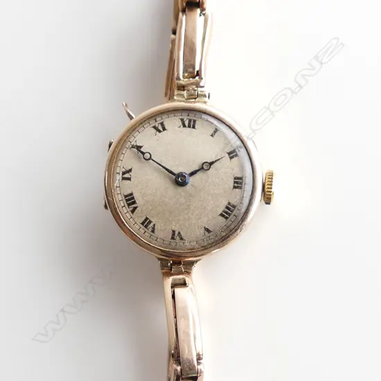 c1920 LADIES 9CT WATCH + 9ct STRAP 13.7gms not runing