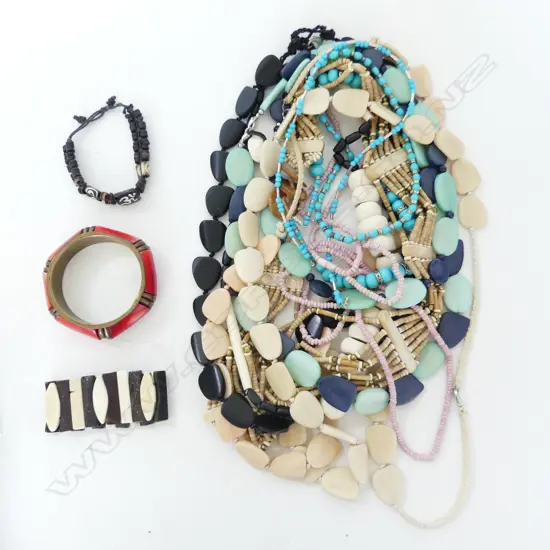 COLLECTION OF CONTEMPORARY ETHNIC TYPE BONE JEWELERY INCLDS NECKLACES & BANGLES