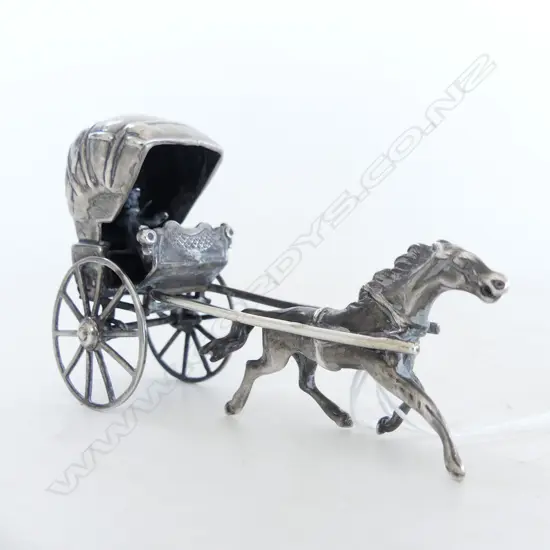 EUROPEAN SILVER HORSE & CARRIAGE L.100mm 99gm