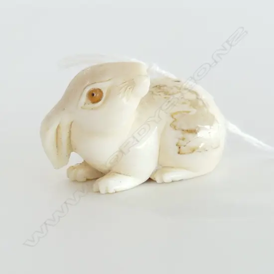 IVORY HARE NETSUKE L.45mm