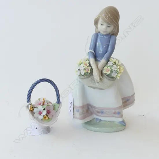 LLADRO #5467 'MAY FLOWERS' H.150mm + #7580 'A BASKET OF BLOSSOM' H.75mm both w. box