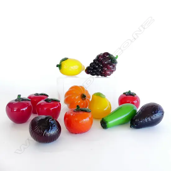 LRG 12PC COLLECTION OF ART GLASS FRUIT 