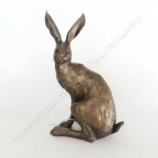 BRONZED RESIN 'HOWARD' HARE SCULPTURE BY FRITH UK H.290mm