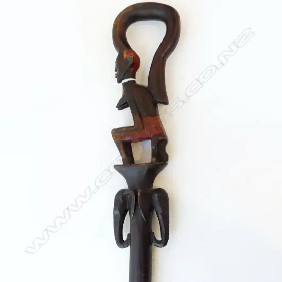 CARVED WOODEN AFRICAN WALKING STICK L.910mm