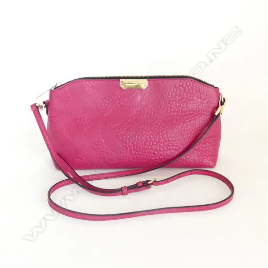PINK BURBERRY HAND BAG - APPEARS GENUINE, NO PAPERS, SOME LIGHT WEAR W.340mm