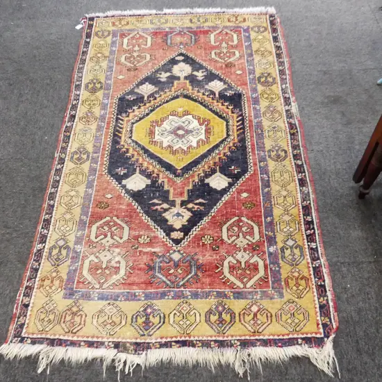 HAND KNOTTED ALL WOOL RUG 1800x1050mm