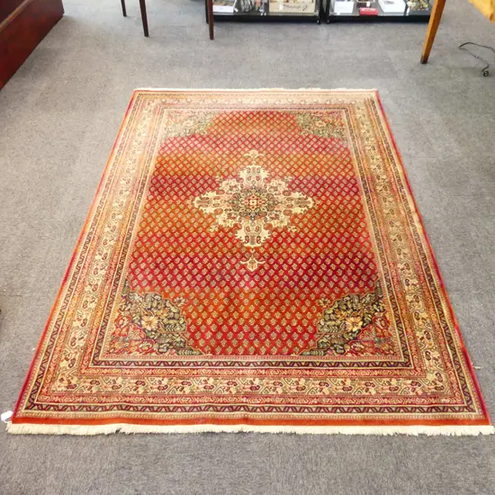 LG MACHINE KNOTTED RUG 2400x1660mm