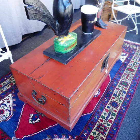 RED LACQUER CHINESE CHEST 1360x650x450mm