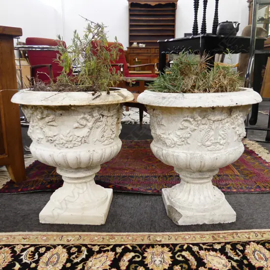 PR WHITE PAINTED CONCRETE URN PLANTERS H.460mm