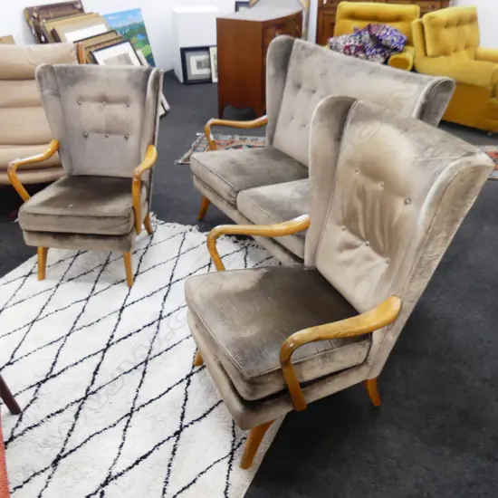 PR RETRO ARMCHAIRS IN VELVET UPHOLSTERY