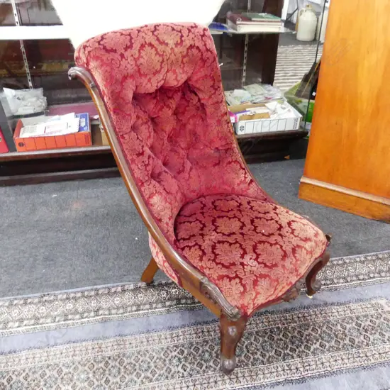 VICTORIAN NURSING CHAIR IN RED VELVET