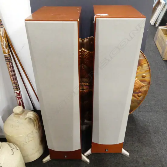 PAIR OF YAMAHA NS-6HX HEAVY SPEAKERS 300W PERFECT WORKING ORDER H1060MM
