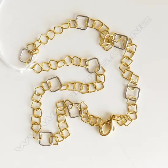 9CT YELLOW & WHITE GOLD NECKLACE 10.62gms  42CM