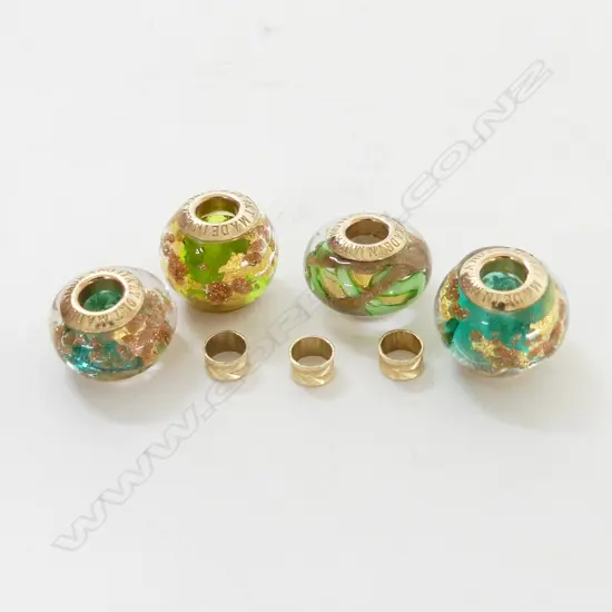 4 9ct MURANO BEADS - GREEN TONES + 3 SPACERS