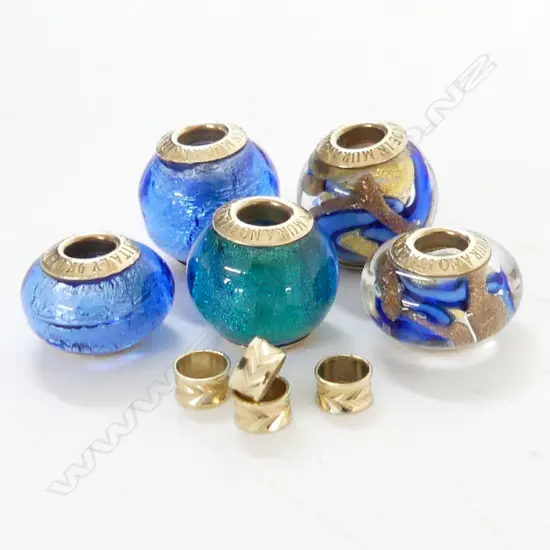 5 9ct MURANO BEADS - BLUE TONES + 4 SPACERS