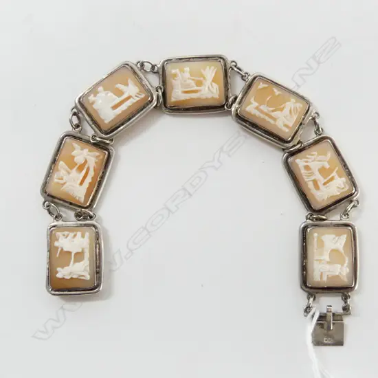 VINTAGE 800 SILVER & CLASSICAL CARVED CAMEO PANELLED BRACELET in box