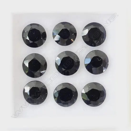 SAPPHIRE ROUND 8MM  9 = 22.57CT