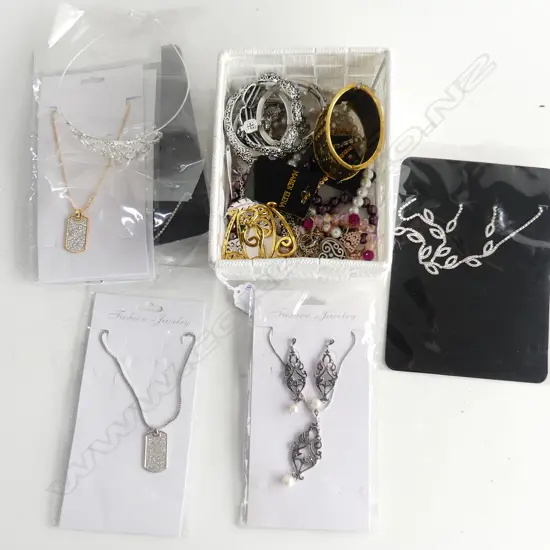 ASST. COSTUME JEWELLERY AS NEW