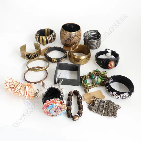 ASST BRACELETS & BANGLES