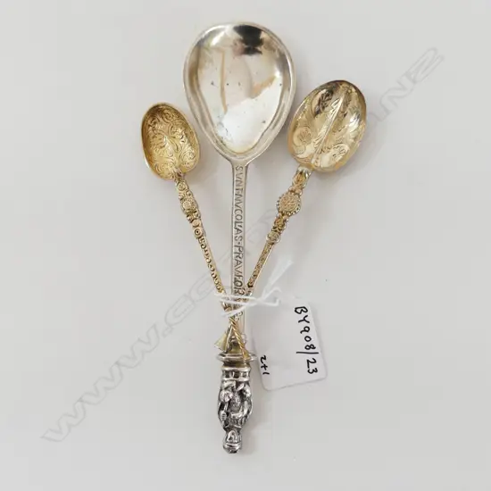 2 S/SILVER CORONATION SPOONS & S/SILVER APOSTLE SPOON 109gms