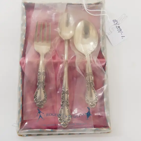 boxed set 3 ROGERS USA SILVER CHRISTENING SET 50gms