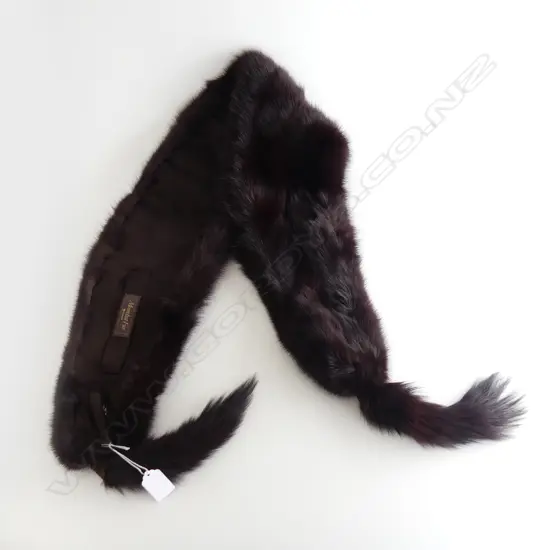 MOONBAT FUR STOLE WITH CLIPS