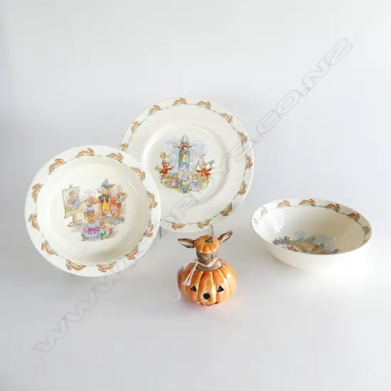 3 PCES BUNNYKINS CHINA + HALLOWEEN BUNNYKINS H.80mm