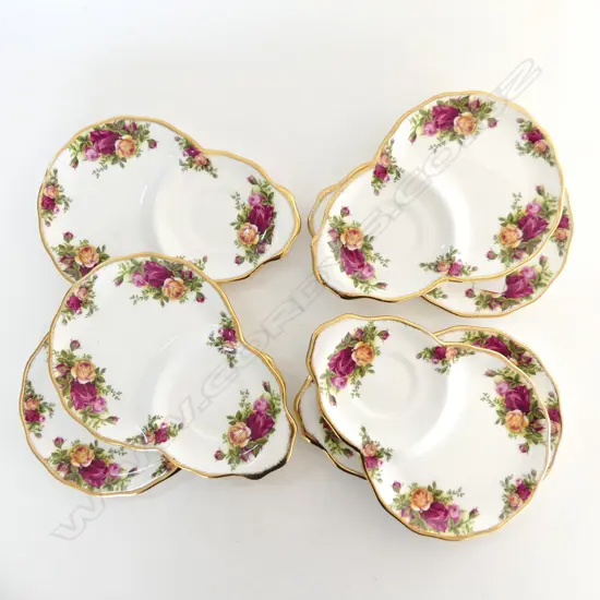 OLD ENGLISH ROSE PART TEASET. COMPRISES 7 TENNIS PLATES TEAPOT 2 JAM DISHES & CAKE PLATE.