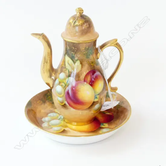 ROYAL WORCESTER MINIATURE COFFEE POT H.125mm & DISH, BOTH HAND PAINTED & SIGNED ROBERTS